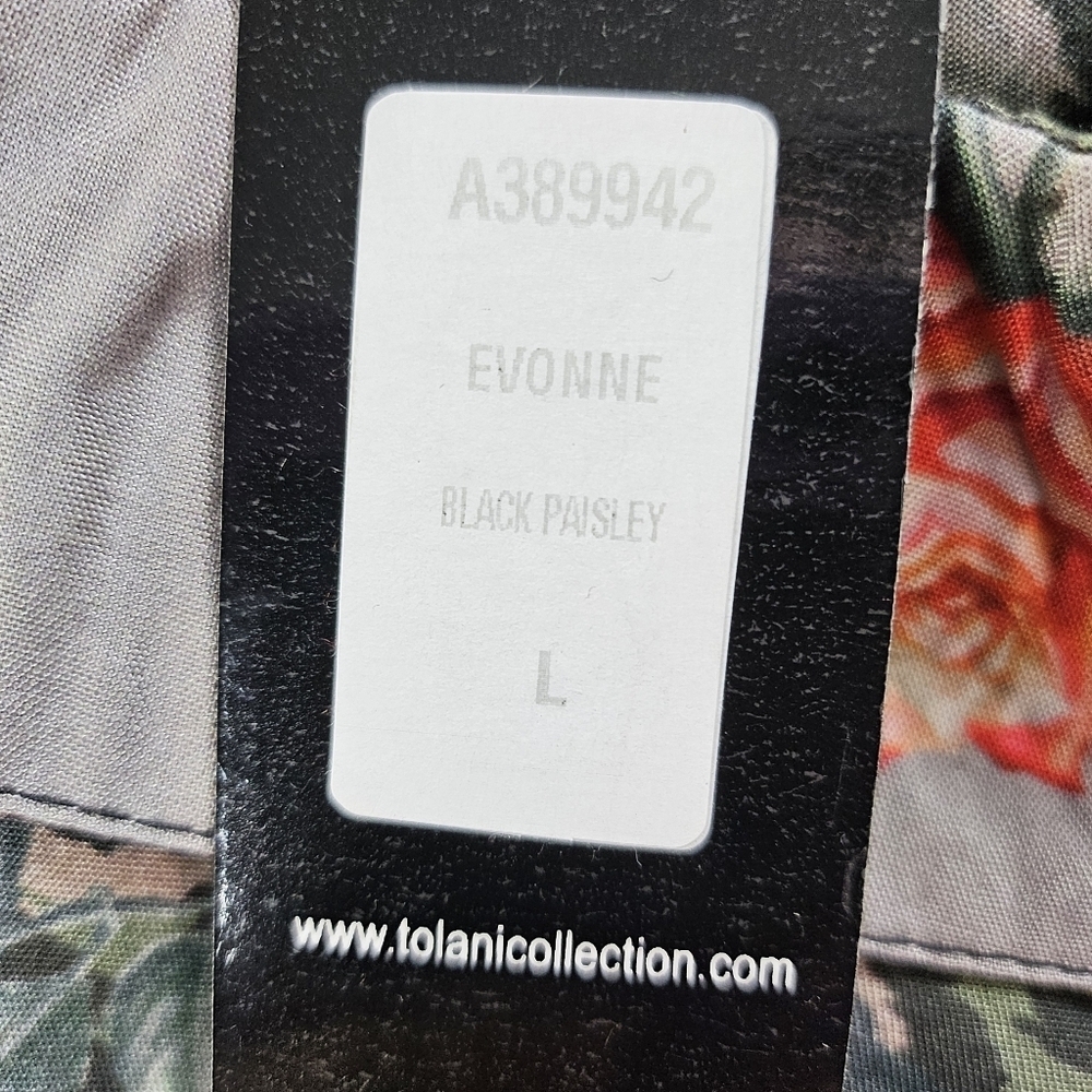 Tolani Collection Evonne Black Paisley Top - Picture 13 of 13